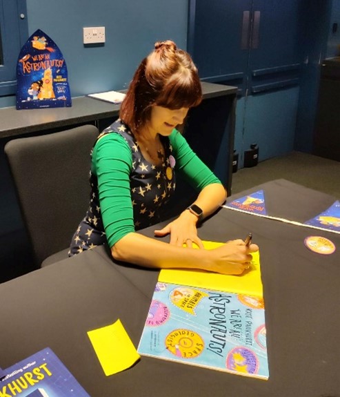 Kate Pankhurst signing her book 