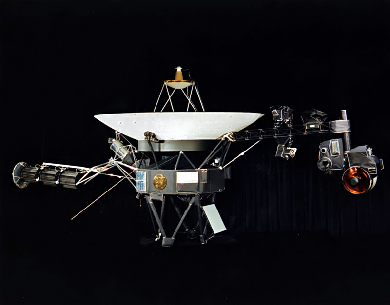 A model of the Voyager spacecraft